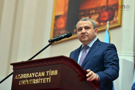 Elçin Babayev: "Zəhərlənən tələbələrin vəziyyəti yaxşıdır"