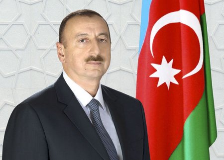 Prezident İlham Əliyev Boris Consonu təbrik edib