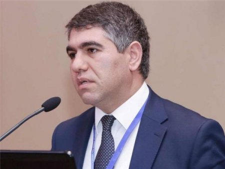 Vüqar Bayramov: Neftə tələbin artması dünya iqtisadiyyatının yenidən açılmasına cəhdlərlə bağlıdır