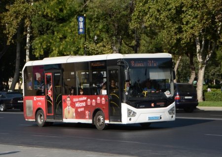 Zığ yolunda avtobus yandı