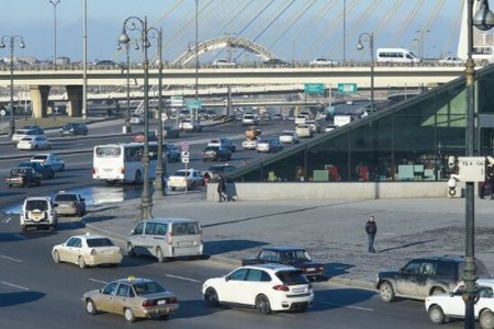 Bakıda metronun qarşısında dəhşətli hadisə - Gənc oğlan öldü