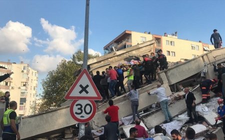 İzmirdə həlak olanların sayı 43-ə yüksəlib