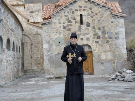 Xudavəngin vaizindən ermənilərlə monastırda yaranmış mübahisə ilə bağlı AÇIQLAMA