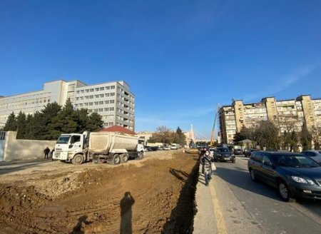 Bakının bu ərazisində olan obyektlər sökülür