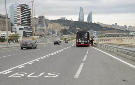 Avtobus zolaqlarının 24 saat qüvvədə olduğu küçə və prospekt AÇIQLANDI