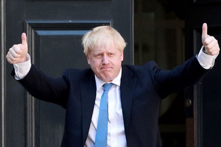 Boris Conson 23 ölkənin imtina etdiyi vaksini vurduracaq