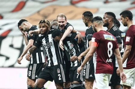 “Beşiktaş” rəqibini darmadağın etdi