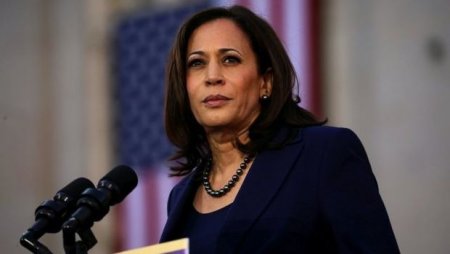 Kamala Harris: “Yeni dövrə qədəm qoyuruq”