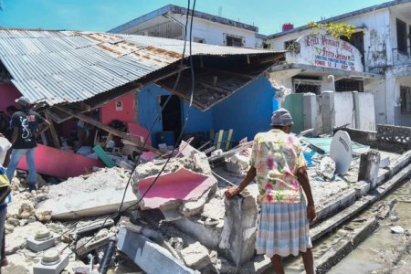 Haitidə zəlzələ qurbanlarının sayı iki minə yaxınlaşıb