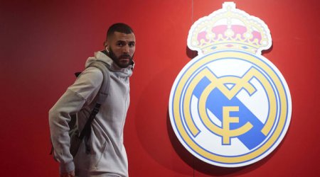 Benzema daha iki il “Real”da qalacaq