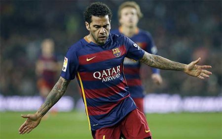 Dani Alves “Barselona”da