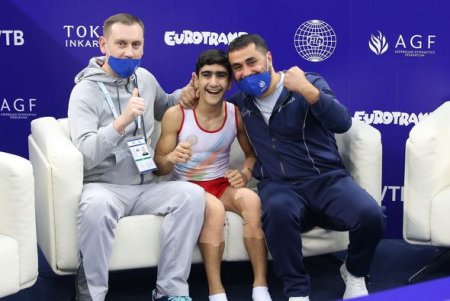 Azərbaycan gimnastı Dünya Yaş Qrupları Yarışlarında qızıl medal qazanıb - FOTO