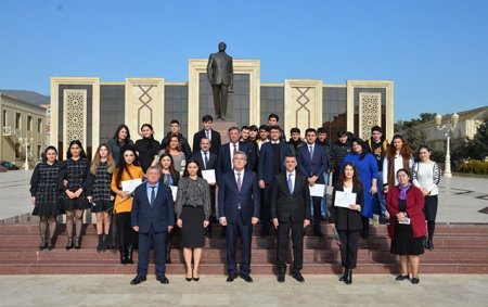 Qaradağda Gənclər Günü ilə bağlı tədbir keçirildi - Fotolar