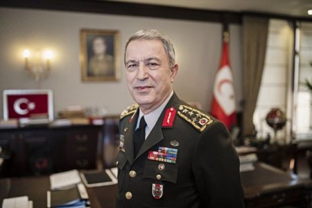 Hulusi Akar koronavirusa yoluxub