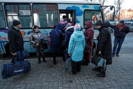 “Azov” alayı: “Rusiya təxliyə zamanı atəşkəs rejimini pozur”