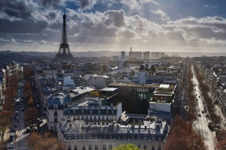 Paris Kiyevlə əməkdaşlıq müqaviləsini təsdiqlədi - FOTO