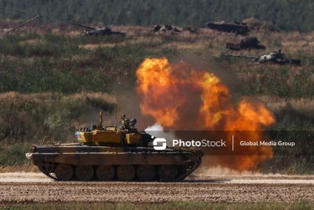 Azərbaycan hərbçiləri Moskvadakı “Tank biatlonu”nda ustalıq nümayiş etdiriblər - FOTOREPORTAJ