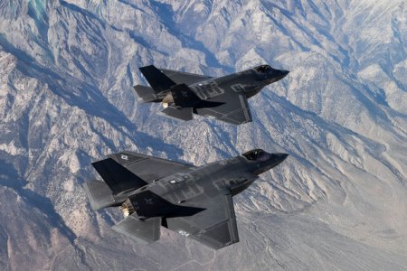 Pentaqon tərkibindəki şübhəli materiallara rəğmən yeni F-35-lərin orduda istifadəsinə icazə verib