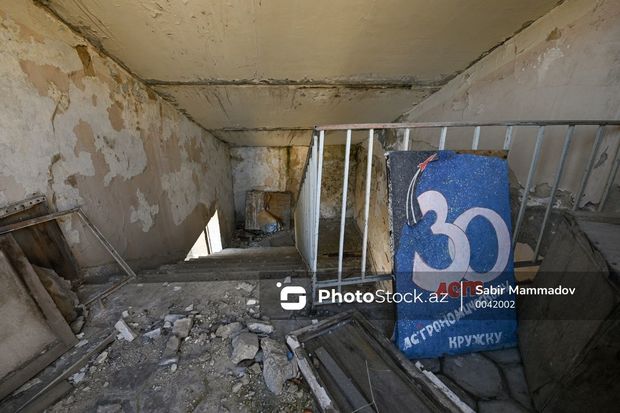 70-ci illərdə fəaliyyətə başlayan, 90-cı illərdə “Qarabağ” adlandırılan unudulmuş kinoteatr - FOTOREPORTAJ